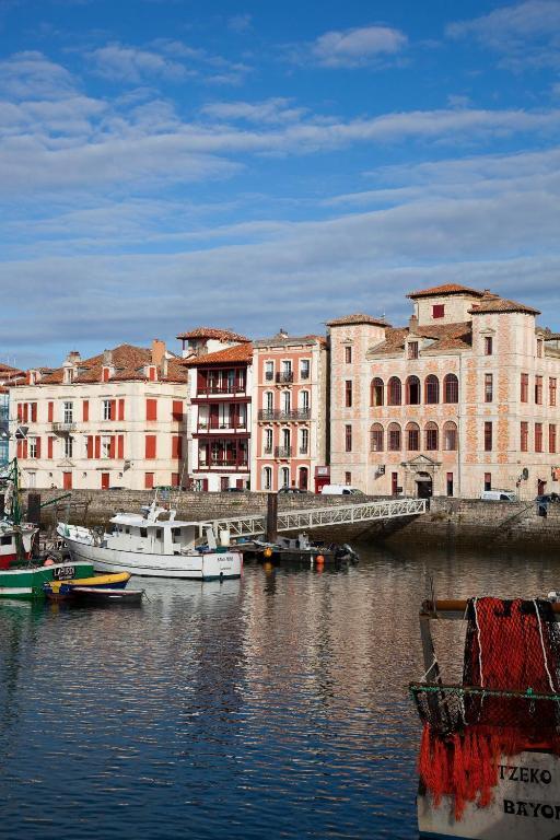 Hotel Le Relais Saint-Jacques Bagian luar foto