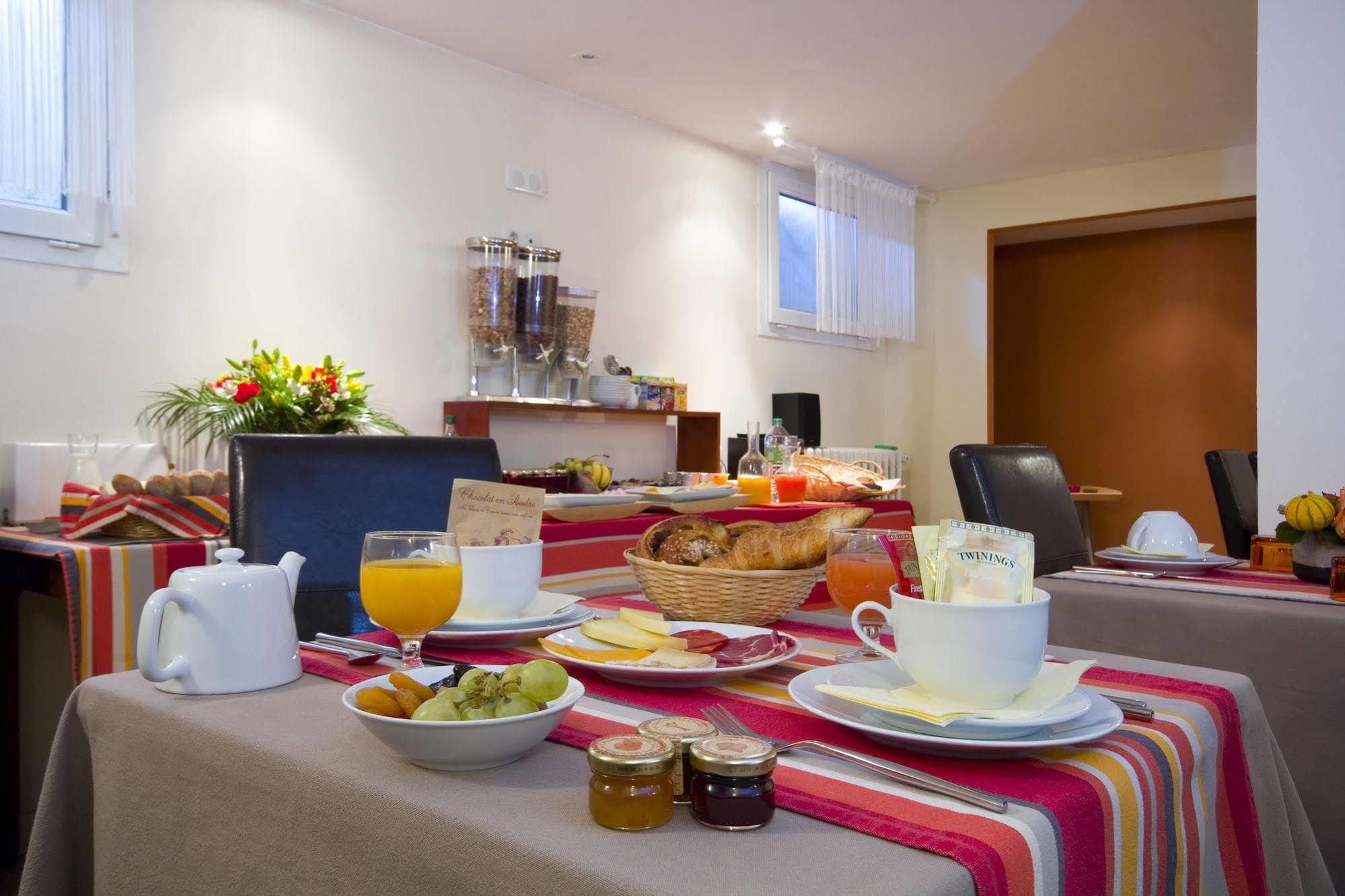 Hotel Le Relais Saint-Jacques Bagian luar foto