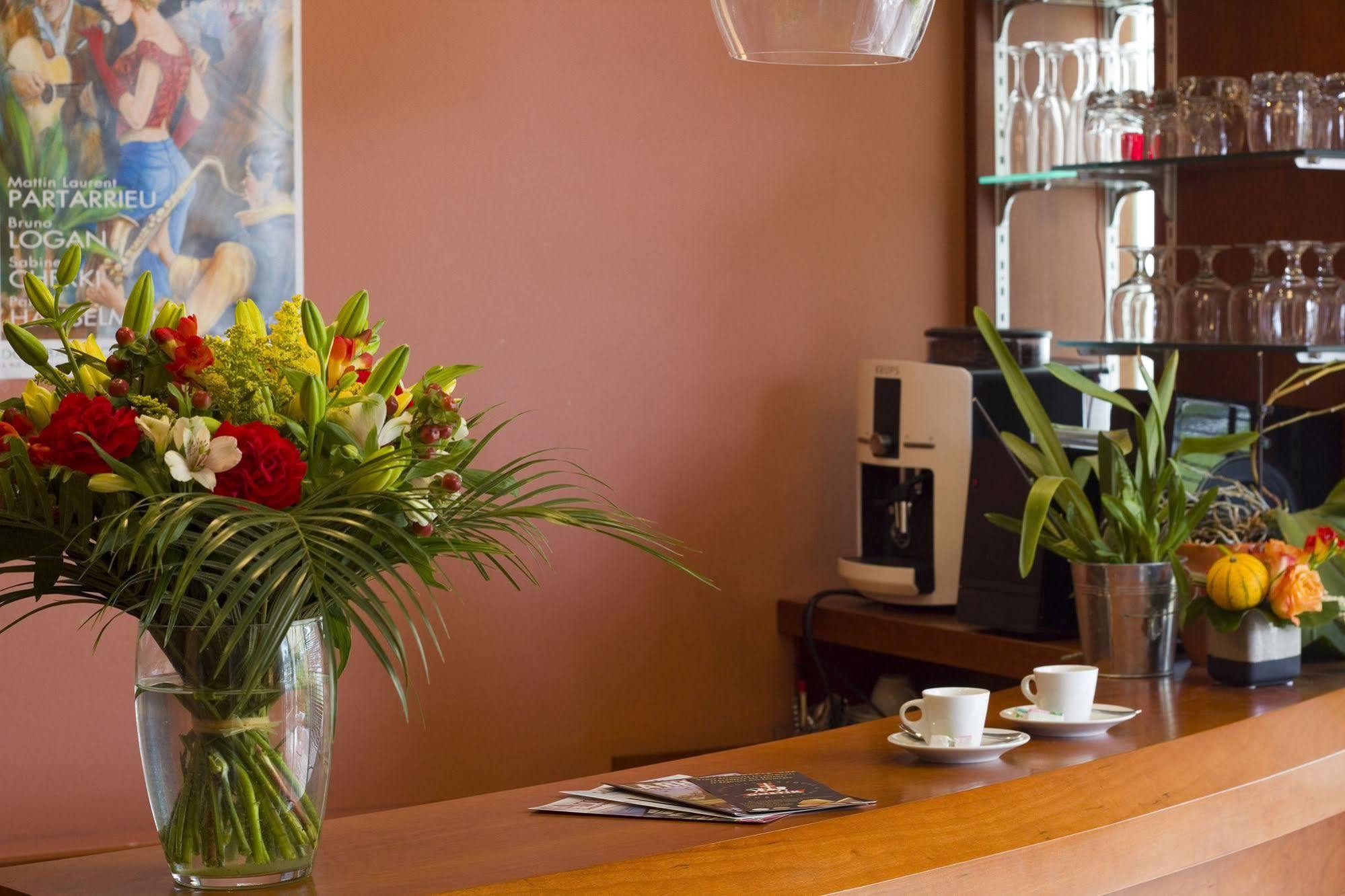 Hotel Le Relais Saint-Jacques Bagian luar foto