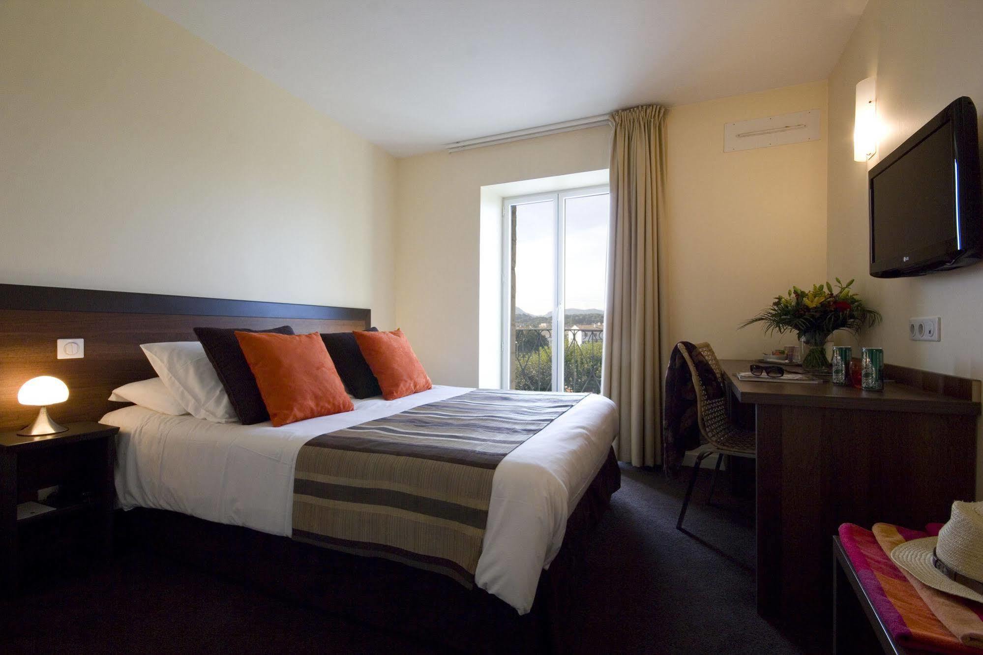 Hotel Le Relais Saint-Jacques Bagian luar foto